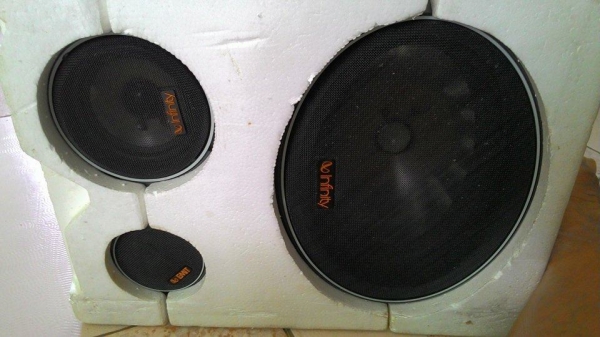 ลำโพง infinity csi 3ชิ้นหนึ่งในตำนานของเสียง USAแท้