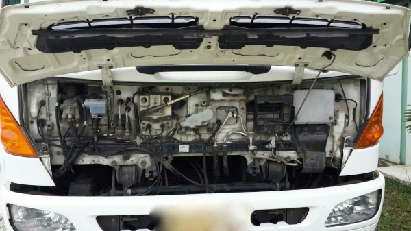 รถฮีโน่ 10 ล้อ หัวลาก 320 แรงม้า. ปี 48  ( ขายแม่ , ลูก. )     สนใจติดต่อ  081 - 6079515