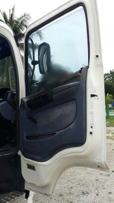 รถฮีโน่ 10 ล้อ หัวลาก 320 แรงม้า. ปี 48  ( ขายแม่ , ลูก. )     สนใจติดต่อ  081 - 6079515