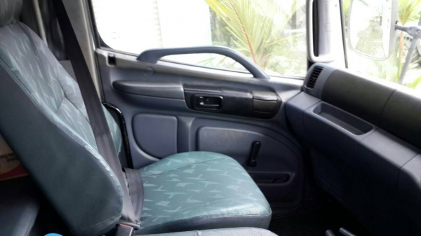 รถฮีโน่ 10 ล้อ หัวลาก 320 แรงม้า. ปี 48  ( ขายแม่ , ลูก. )     สนใจติดต่อ  081 - 6079515