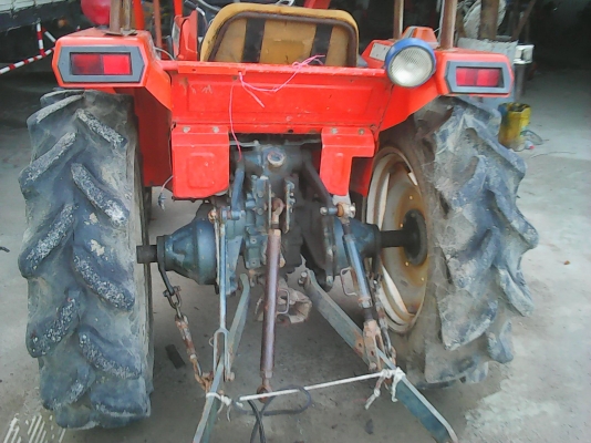 ขายรถไถKUBOTA L1-24 4WD พร้อมใช้ สีเดิมๆ แรงๆ ขายรถไถKUBOTA L1-24 4WD พร้อมใช้ สีเดิมๆ แรงๆ