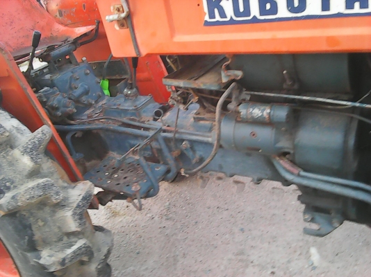 ขายรถไถKUBOTA L240  พร้อมใช้ สวยๆ สีเดิมๆ แรงๆ