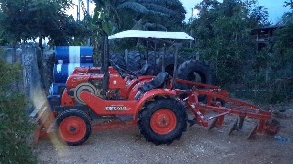 ขายKRT140พลัส+พร้อมอุปกร ล้อเห็ก ดันหน้า มีให้เลือก2คันครับ