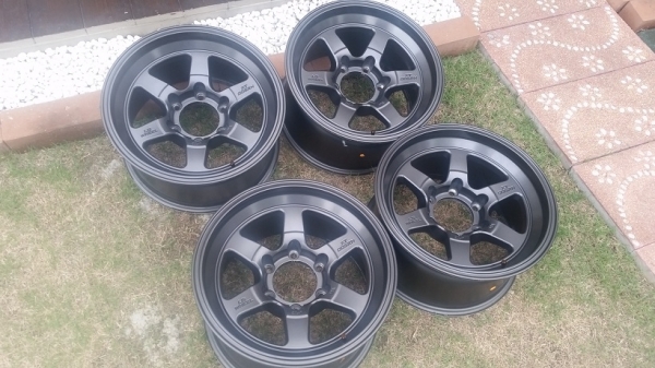 ขายล้อแม็กขอบ 16 6รู