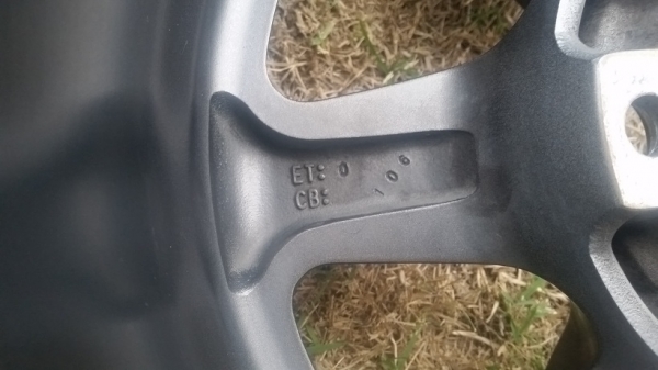 ขายล้อแม็กขอบ 16 6รู