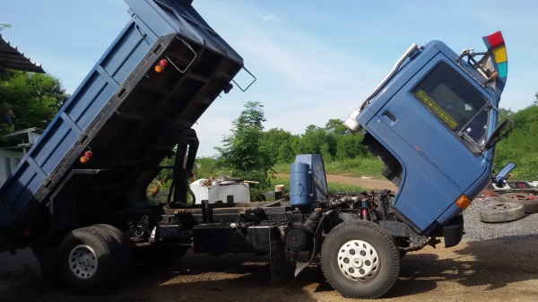 ขายหกล้อดั้มพ์ อีซูสุNPR59LU5-FM-115 ปี38 Fหน้า-หลัง แอร์เย็น เพาเวอร์ เกียร์ร็อก ดั้มสามมิตร ขายหกล้อดั้มพ์ อีซูสุNPR59LU5-FM-115 ปี38 Fหน้า-หลัง แอร์เย็น เพาเวอร์ เกียร์ร็อก ดั้มสามมิตร