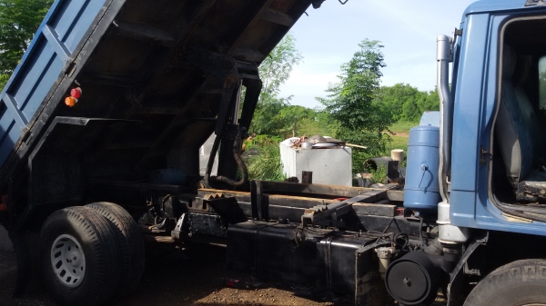 ขายหกล้อดั้มพ์ อีซูสุNPR59LU5-FM-115 ปี38 Fหน้า-หลัง แอร์เย็น เพาเวอร์ เกียร์ร็อก ดั้มสามมิตร ขายหกล้อดั้มพ์ อีซูสุNPR59LU5-FM-115 ปี38 Fหน้า-หลัง แอร์เย็น เพาเวอร์ เกียร์ร็อก ดั้มสามมิตร