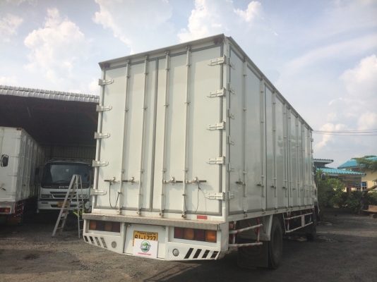 รถหกล้อตู้บรรทุกอีซูซุ FTR 240 แรงม้า ปี 56 สภาพสวยมาก พร้อมใช้งาน ทดลองขับได้ สนใจติดต่อ เอ็ม ที เจ รถหกล้อตู้บรรทุกอีซูซุ FTR 240 แรงม้า ปี 56 สภาพสวยมาก พร้อมใช้งาน ทดลองขับได้ สนใจติดต่อ เอ็ม ที เจ