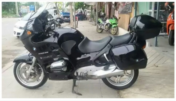 ขาย BMW R-1150 RT ทะเบียนแท้โอนขนส่ง เลขสวย 333 ออฟชั่นครบแต่กำเนิด ขาย BMW R-1150 RT ทะเบียนแท้โอนขนส่ง เลขสวย 333 ออฟชั่นครบแต่กำเนิด