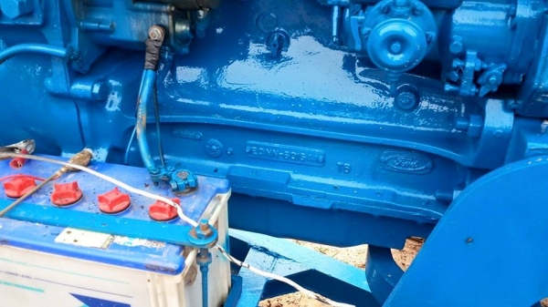 ขายรถแทรคเตอร์ FORD6600 T6ช่วงล่างดี พ.เพาเวอร์ อุปกรณ์ครบ ผาน3 ผาน7 สภาพพร้อมลงงาน เครื่องดี