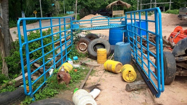 ขายคอก เสริมข้าง4ล้อบรรทุก เหล็กท่อน้ำประปา แข็งแรงไม่ผุ ยาว3.10เมตร กว้าง1.60 ใช้งานได้เลย