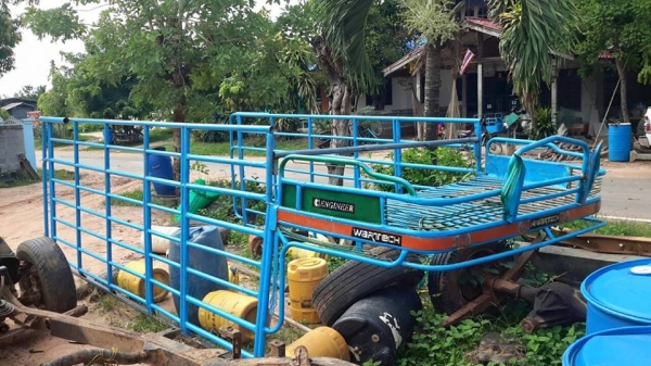 ขายคอก เสริมข้าง4ล้อบรรทุก เหล็กท่อน้ำประปา แข็งแรงไม่ผุ ยาว3.10เมตร กว้าง1.60 ใช้งานได้เลย