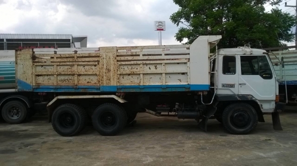 ขายไอ้หลง FN527M-TD เครื่อง 6D16 195 แรงม้า เกียร์ 10 สปีด คัสซีสวยตลอดเส้น เบรคใหญ่ ยางเต็ม ทะเบียนพร้อมโอน จัดแนนซ์ให้ด้วยครับ ขายไอ้หลง FN527M-TD เครื่อง 6D16 195 แรงม้า เกียร์ 10 สปีด คัสซีสวยตลอดเส้น เบรคใหญ่ ยางเต็ม ทะเบียนพร้อมโอน จัดแนนซ์ให้ด้วยครับ