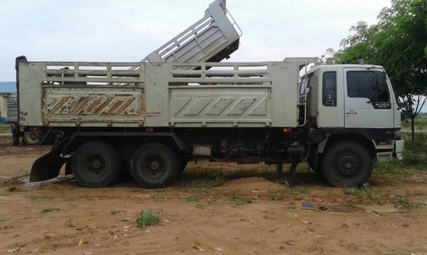 ขายรถสิบล้อ HINO FM1M 220แรงม้า ปี 2536 ดั้มสามมิตร หิน.ดินทราย รถพร้อมใช้งาน ราคาต่อรอง