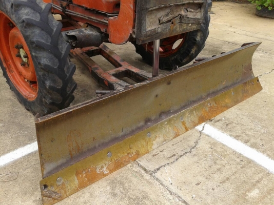 ขายด่วนKUBOTAM5000เอกสารเล่มทะเบียนราคาเบาๆโทร0843923995