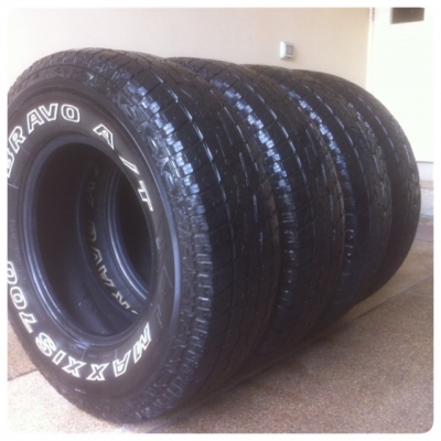 ยาง All Maxxis 235 75 15 กลางปี11 พร้อมใช้งาน ครับ ยาง All Maxxis 235 75 15 กลางปี11 พร้อมใช้งาน ครับ