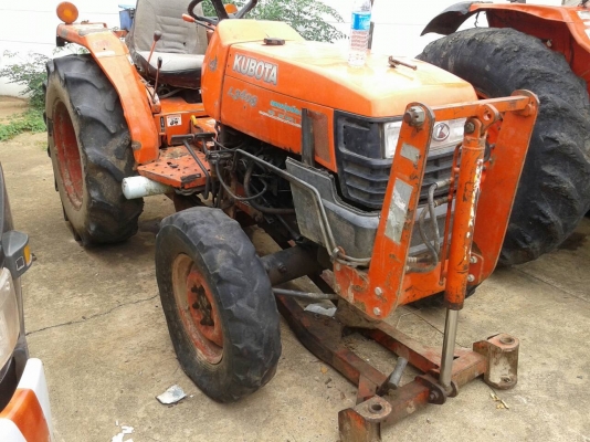 ขายด่วนKUBOTA 35แรงเอกสารเล่มทะเบียนราคาเบาๆโทร0843923995 ขายด่วนKUBOTA 35แรงเอกสารเล่มทะเบียนราคาเบาๆโทร0843923995