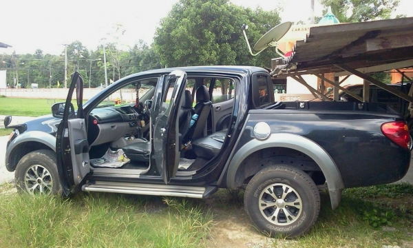 มิตซูบิชิไทรทัน 4 ประตู ไม่เคยทำสีไม่เคยเกิดอุบัติเหตุ มิตซูบิชิไทรทัน 4 ประตู ไม่เคยทำสีไม่เคยเกิดอุบัติเหตุ