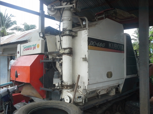ขายรถเกี่ยวข้าว คูโบต้า รถอุ้ม DC-68G สภาพสวยใช้งานน้อยเกี่ยวเฉพาะนาปี ไม่ค่อยได้รับจ้างเลยเน้นเกี่ยวของตัวเอง ขายพร้อมเทรเลอร์ลาก 465000-สนใจติดต่อสอบถามได้คร้าบ 0817915677