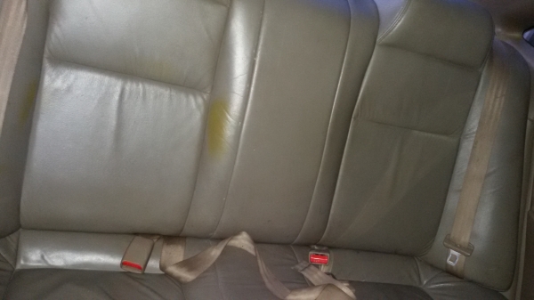 รถเก๋งยี่ห้อเชฟโรเลต