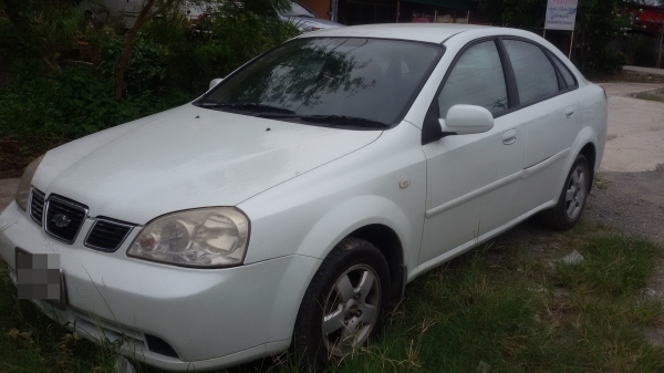 รถเก๋งยี่ห้อเชฟโรเลต