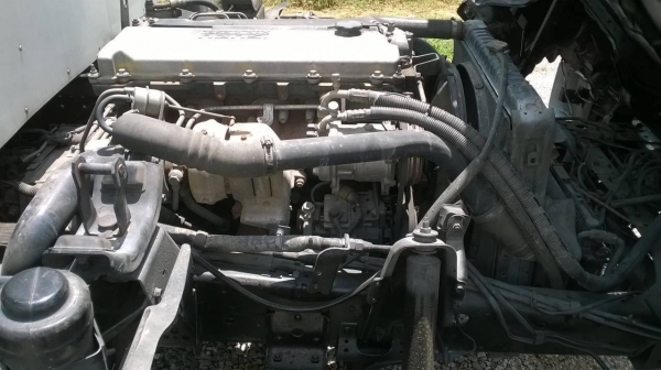 ขาย 6 ล้อ NQR 150 ออกห้างปี 52 ยาว 5.50 เมตร บรรทุกตู้แห้ง 3 บาน เครื่องดี คัสซีสวยตลอดเส้น แอร์เย็น ทะเบียนพร้อมโอน