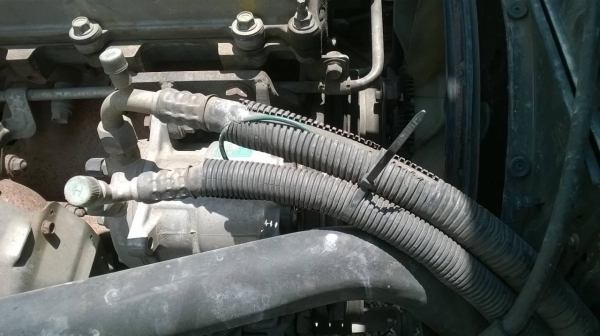 ขาย 6 ล้อ NQR 150 ออกห้างปี 52 ยาว 5.50 เมตร บรรทุกตู้แห้ง 3 บาน เครื่องดี คัสซีสวยตลอดเส้น แอร์เย็น ทะเบียนพร้อมโอน