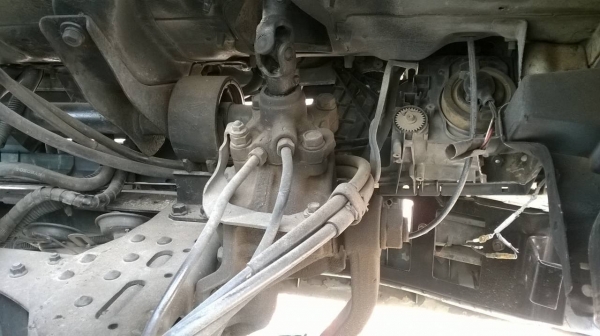 ขาย 6 ล้อ NQR 150 ออกห้างปี 52 ยาว 5.50 เมตร บรรทุกตู้แห้ง 3 บาน เครื่องดี คัสซีสวยตลอดเส้น แอร์เย็น ทะเบียนพร้อมโอน