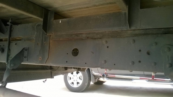 ขาย 6 ล้อ NQR 150 ออกห้างปี 52 ยาว 5.50 เมตร บรรทุกตู้แห้ง 3 บาน เครื่องดี คัสซีสวยตลอดเส้น แอร์เย็น ทะเบียนพร้อมโอน