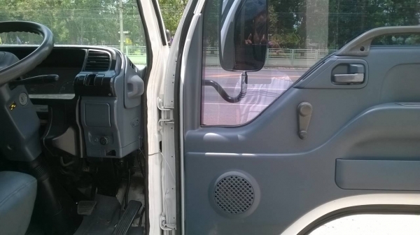 ขาย 6 ล้อ NQR 150 ออกห้างปี 52 ยาว 5.50 เมตร บรรทุกตู้แห้ง 3 บาน เครื่องดี คัสซีสวยตลอดเส้น แอร์เย็น ทะเบียนพร้อมโอน