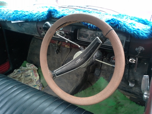 ขาย521สวยๆแห้งๆเดิมๆหายาก เครื่องแน่นเงียบพร้อมซิ่งวิ่ง120สบายๆ เกียร์คอแน่นๆ เกียร์เฟืองดีไม่มีหอน สภาพรถของครบๆสมบูรณ์ ล้อแม็ค+ยางใช้ได้อีกนาน เพลงดังฟังเพราะวิทยุเดิมติดดังฟังได้ แอร์ธรรมชาติ ประตูไม่มีตก กระจกขึ้นลงสะดวก หูช้างปกติ เกย์วัดต่างๆใช้ได้