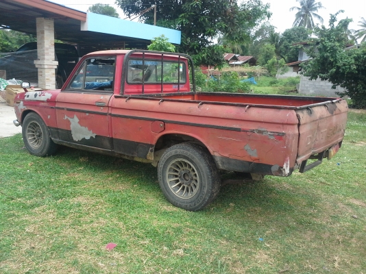 ขาย521สวยๆแห้งๆเดิมๆหายาก เครื่องแน่นเงียบพร้อมซิ่งวิ่ง120สบายๆ เกียร์คอแน่นๆ เกียร์เฟืองดีไม่มีหอน สภาพรถของครบๆสมบูรณ์ ล้อแม็ค+ยางใช้ได้อีกนาน เพลงดังฟังเพราะวิทยุเดิมติดดังฟังได้ แอร์ธรรมชาติ ประตูไม่มีตก กระจกขึ้นลงสะดวก หูช้างปกติ เกย์วัดต่างๆใช้ได้