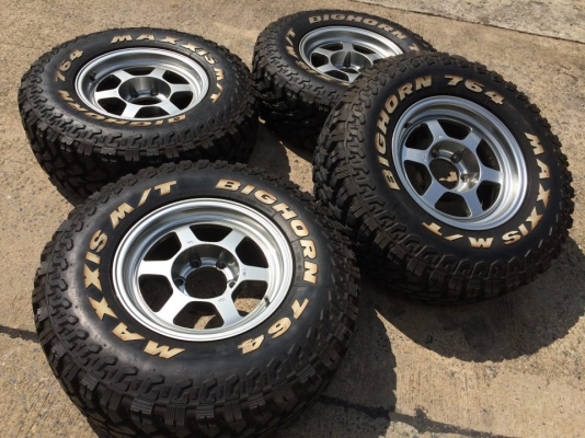 ยาง Mud-terrain ขนาด 265 75 r16 + TE37 16x8 ET-0 สวยยกชุด ยาง Mud-terrain ขนาด 265 75 r16 + TE37 16x8 ET-0 สวยยกชุด