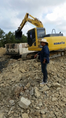 Komatsu pc 130-8.  ใช้งาน. 8000 ชม. สวยกริบ