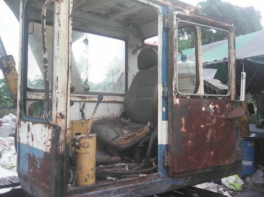 PC60-2. มือคีบ พร้อมใช้งาน ขายเพราะเลิกกิจการ