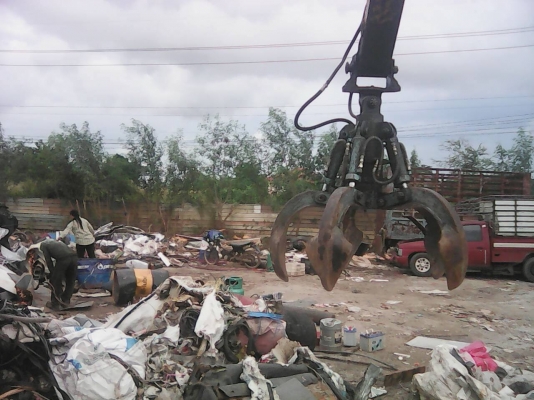 PC60-2. มือคีบ พร้อมใช้งาน ขายเพราะเลิกกิจการ