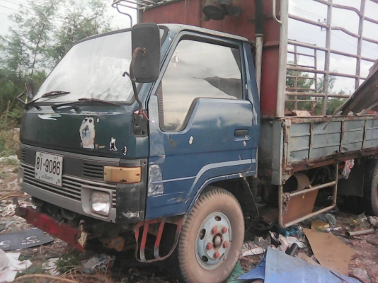 ขาย 6 ล้อ toyota. 85. แรง เอกสารครบ