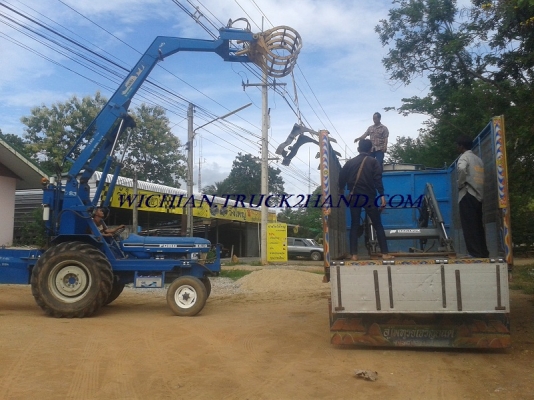 ขายแล้วขอบคุณ พี่พล ชัยนาทครับ "ชุดตักหน้ารถไถฟอร์ด" ยี่ห้อMAILLEUX รุ่นMX'100 ตรงรุ่นFORD 7410 หรือใส่กับรุ่นอื่นๆ ดูของได้ที่ร้านทุกวันครับ