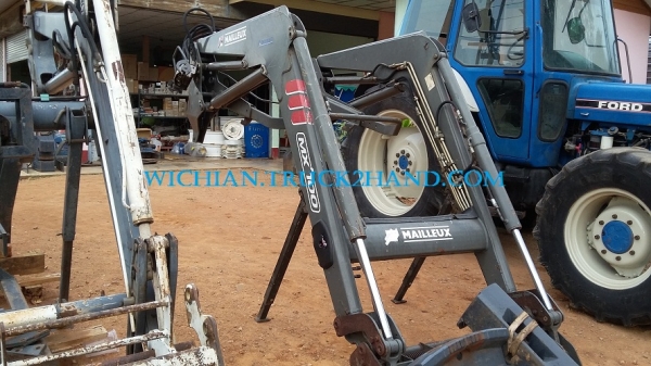 ขายแล้วขอบคุณ พี่พล ชัยนาทครับ "ชุดตักหน้ารถไถฟอร์ด" ยี่ห้อMAILLEUX รุ่นMX'100 ตรงรุ่นFORD 7410 หรือใส่กับรุ่นอื่นๆ ดูของได้ที่ร้านทุกวันครับ