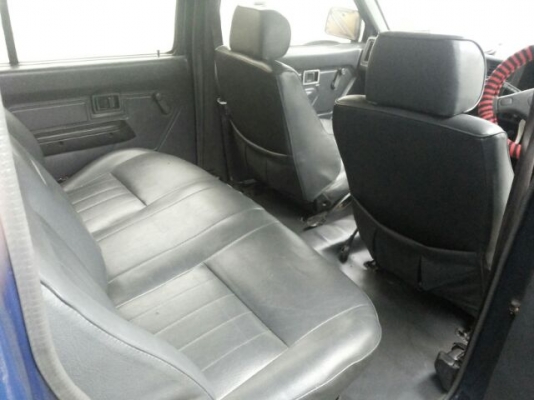 BIG M 4 ประตู มือเดียว เดิมๆเครื่อง 2500 cc ฝาแดง แน่นๆ พาวเวอร์ วัดรอบ BIG M 4 ประตู มือเดียว เดิมๆเครื่อง 2500 cc ฝาแดง แน่นๆ พาวเวอร์ วัดรอบ