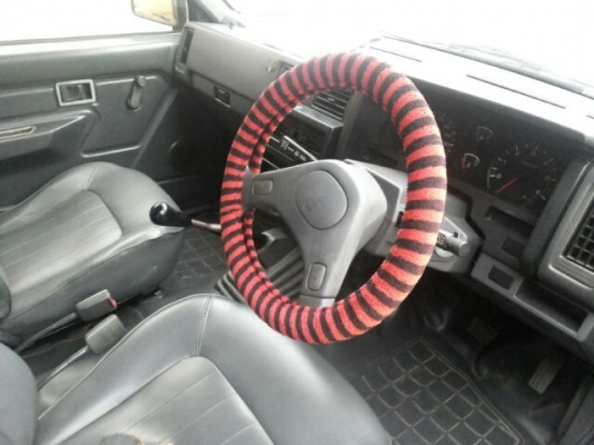 BIG M 4 ประตู มือเดียว เดิมๆเครื่อง 2500 cc ฝาแดง แน่นๆ พาวเวอร์ วัดรอบ BIG M 4 ประตู มือเดียว เดิมๆเครื่อง 2500 cc ฝาแดง แน่นๆ พาวเวอร์ วัดรอบ