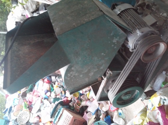 เครื่องบดพลาสติก