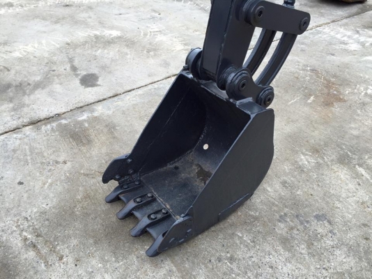 รถขุด MITSUBISHI MM30 ทำสีใหม่ นำเข้า มือสองญี่ปุ่น