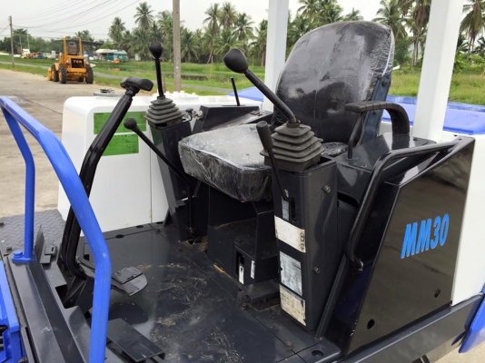 รถขุด MITSUBISHI MM30 ทำสีใหม่ นำเข้า มือสองญี่ปุ่น