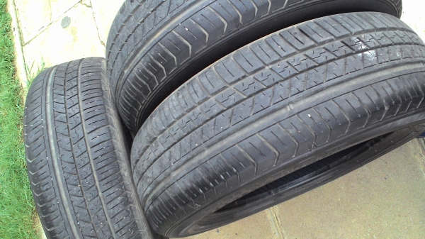 175/60R15 DUNLOP SP31 มี 3 เส้น tel.081-427-3941 175/60R15 DUNLOP SP31 มี 3 เส้น tel.081-427-3941