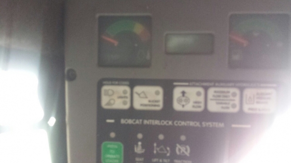 รถตัก BOBCAT S175 630ชม. สั่งนำเข้า หากท่านสามารถรอของได้ ติดต่อสอบถามได้เลยครับ