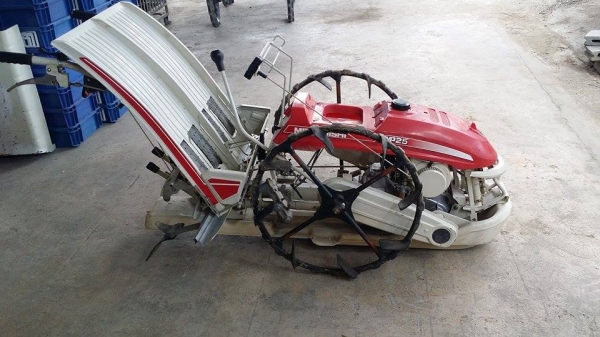 รถดำนา  MITSUBISHI รุ่น MP25  เก่าญี่ปุ่น ดำนา 2 แถว  ขนาดกระทัดรัด สภาพสวย