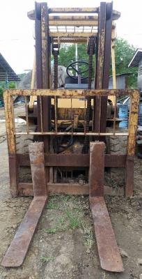 รถโฟล์คลิฟท์ KOMATSU FD40-4 (4ตัน) รถโฟล์คลิฟท์ KOMATSU FD40-4 (4ตัน)