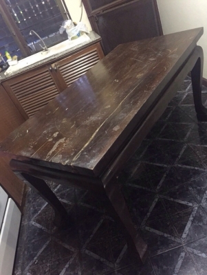 ชุดโต๊ะทานข้าว 4ที่นั่งไม้สัก