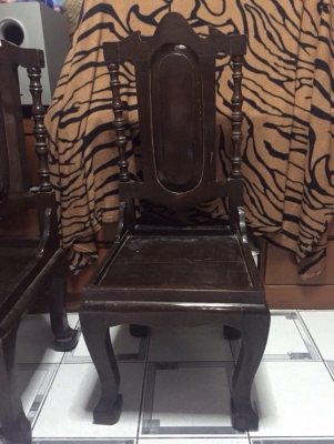 ชุดโต๊ะทานข้าว 4ที่นั่งไม้สัก